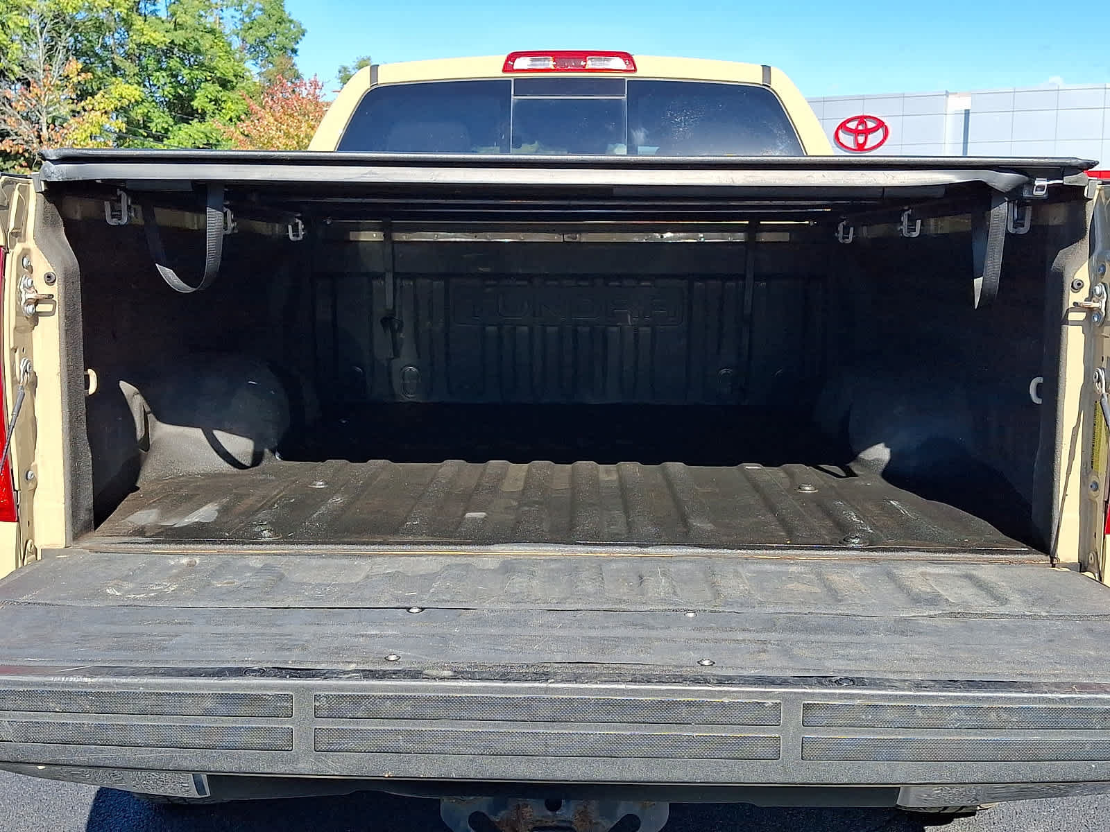 Used 2019 Toyota Tundra SR5 AWD/4WD image 30