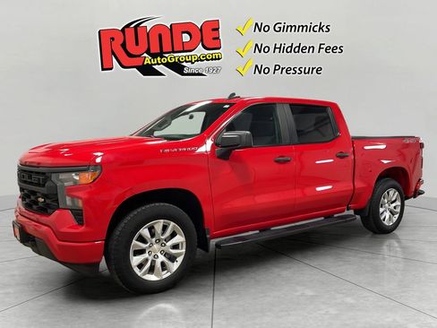 Used 2022 Chevrolet Silverado 1500 Custom AWD/4WD image 1