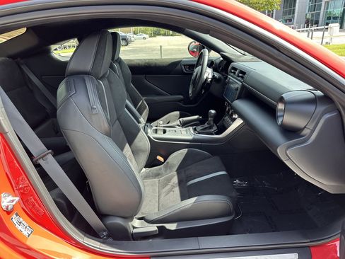 Certified 2024 Toyota GR86 Premium RWD image 33