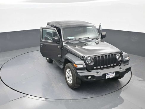 Used 2023 Jeep Wrangler Sport AWD/4WD image 43