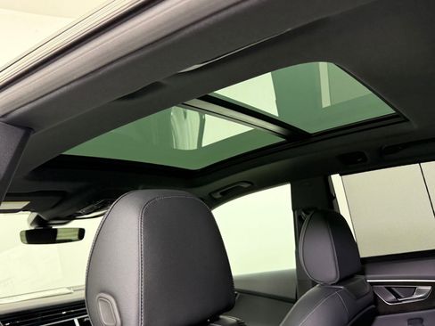 New 2026 Audi Q8 Premium Plus image 16