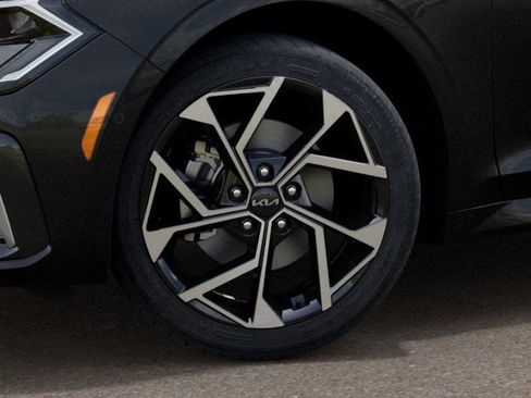 New 2025 Kia K5 EX image 9