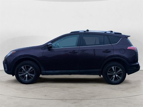 Used 2017 Toyota RAV4 XLE image 2
