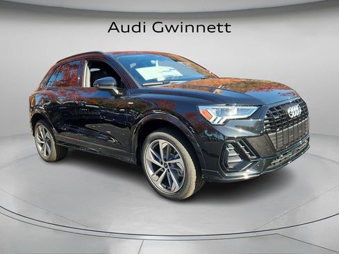New 2025 Audi Q3 2.0T Premium image 3