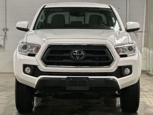Used 2022 Toyota Tacoma SR5 image 26