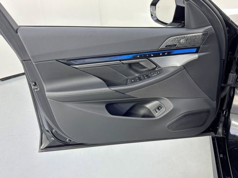 Used 2024 BMW i5 M60 w/ Premium Package image 43