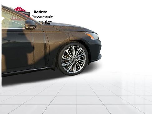 Used 2024 Nissan Altima 2.5 SL FWD image 8