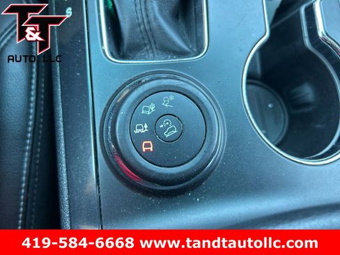 Used 2016 Ford Explorer Limited w/ Equipment Group 301A AWD/4WD image 11