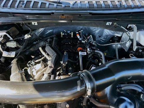 Used 2025 Ford Expedition Max Platinum image 33