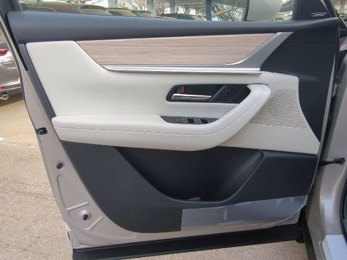 New 2026 MAZDA CX-90 Plug-In Hybrid w/ Premium Plus image 13