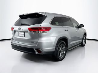 Used 2019 Toyota Highlander Limited Platinum AWD/4WD video 2