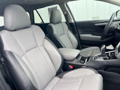 Used 2023 Subaru Outback Limited image 22