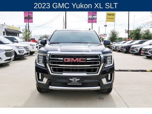 Used 2023 GMC Yukon XL SLT RWD image 2