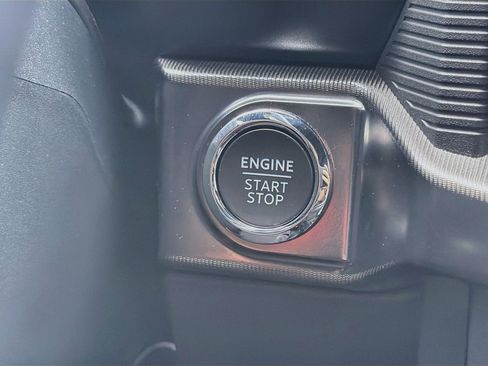 Used 2025 Ford F150 Raptor AWD/4WD image 36