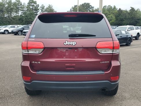 Used 2018 Jeep Grand Cherokee Laredo image 14