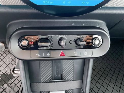 Used 2025 MINI Cooper S FWD image 8