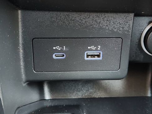Used 2021 Nissan Kicks SR w/ SR Premium Package FWD image 20