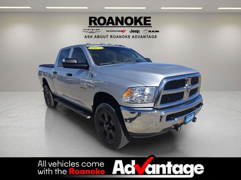 Used 2017 RAM 2500 Tradesman w/ Chrome Appearance Group image 31