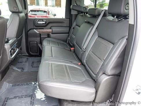 Used 2022 GMC Sierra 2500 Denali w/ Denali Ultimate Package AWD/4WD image 12
