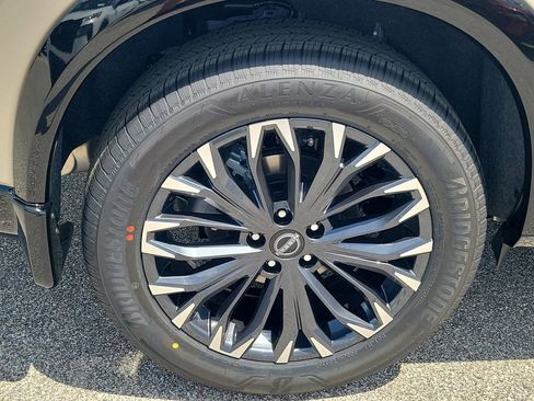 New 2026 Nissan Rogue Platinum AWD/4WD image 3