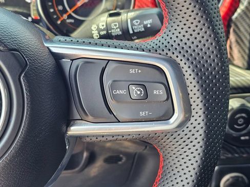 Used 2021 Jeep Wrangler Unlimited Sahara AWD/4WD image 25