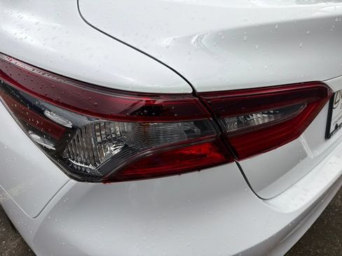 Used 2024 Toyota Camry LE w/ Convenience Package FWD image 21