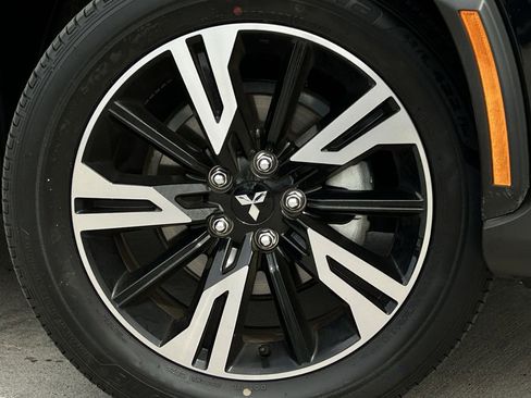 Used 2026 Mitsubishi Eclipse Cross SE image 9