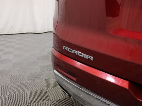 Used 2019 GMC Acadia Denali w/ Technology Package AWD/4WD image 33