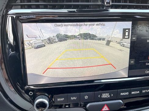 Used 2021 Kia Soul EX FWD image 21
