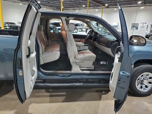 Used 2011 Chevrolet Silverado 1500 LT RWD image 23