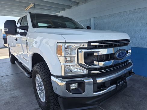 Used 2022 Ford F250 XLT w/ XLT Value Package AWD/4WD image 1