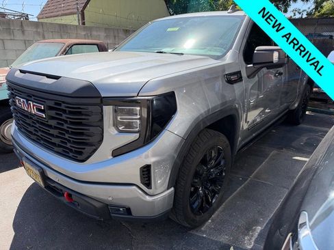Used 2023 GMC Sierra 1500 Denali w/ Denali Reserve Package AWD/4WD image 1