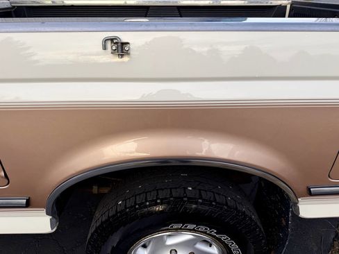 Used 1995 Ford F250 XLT image 40