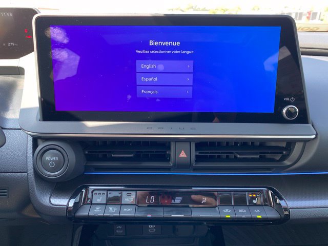 Certified 2025 Toyota Prius FWD image 7
