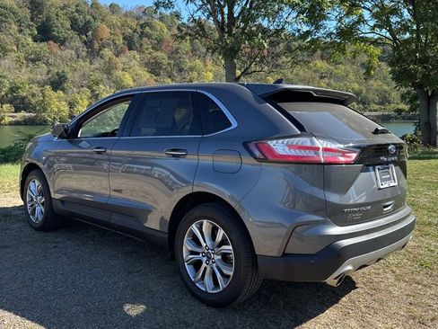 Used 2022 Ford Edge Titanium w/ Equipment Group 301A image 3