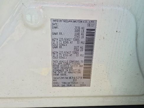 Used 2017 Nissan Rogue SV FWD image 28