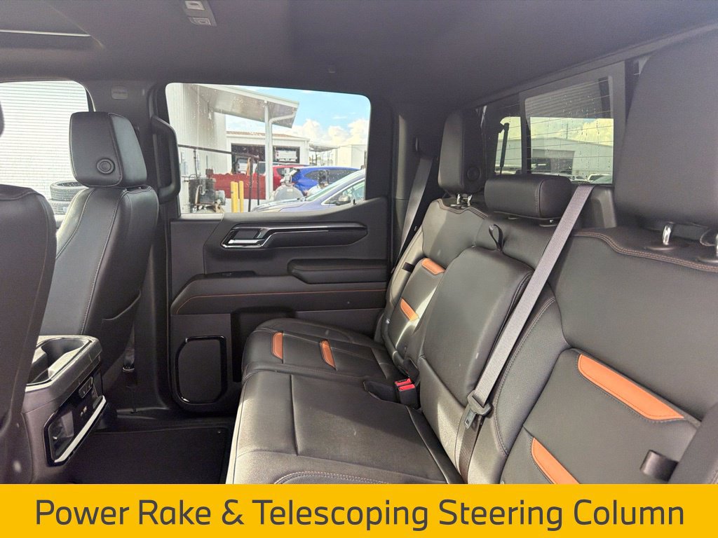 Used 2024 GMC Sierra 1500 AT4 w/ Technology Package AWD/4WD image 27