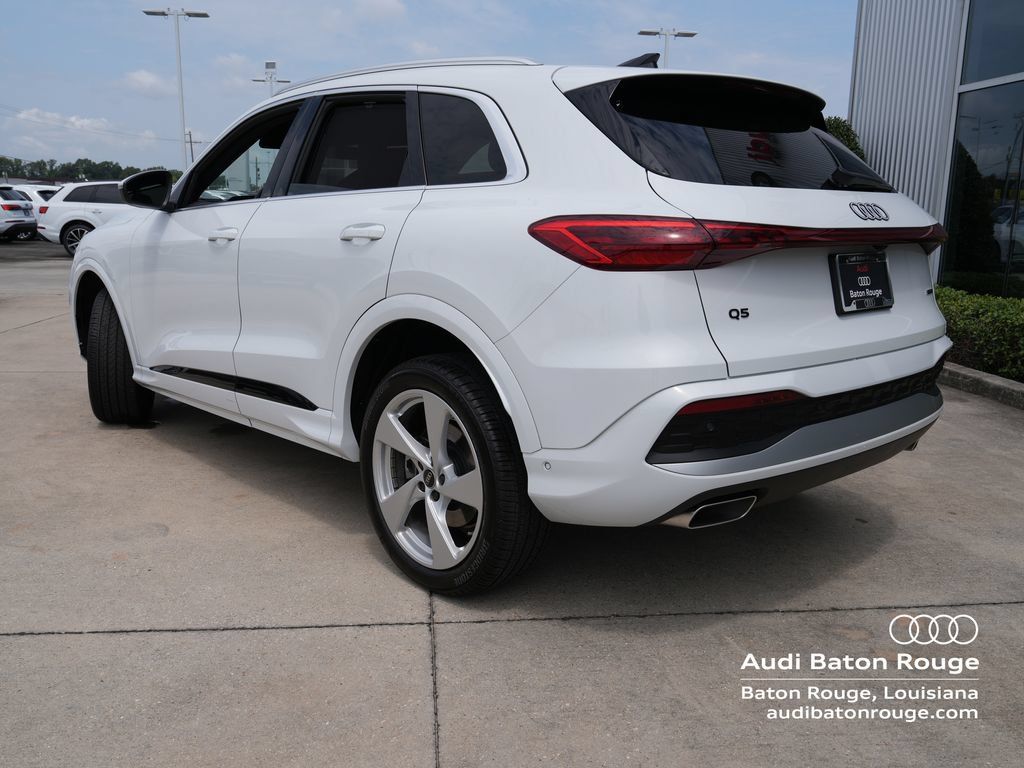 Used 2025 Audi Q5 Premium Plus w/ Premium Plus AWD/4WD image 3