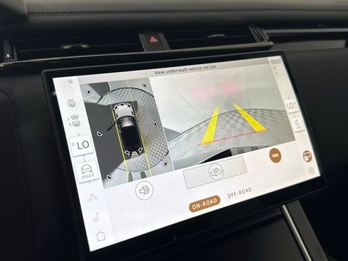 New 2026 Land Rover Range Rover Velar Dynamic SE image 20