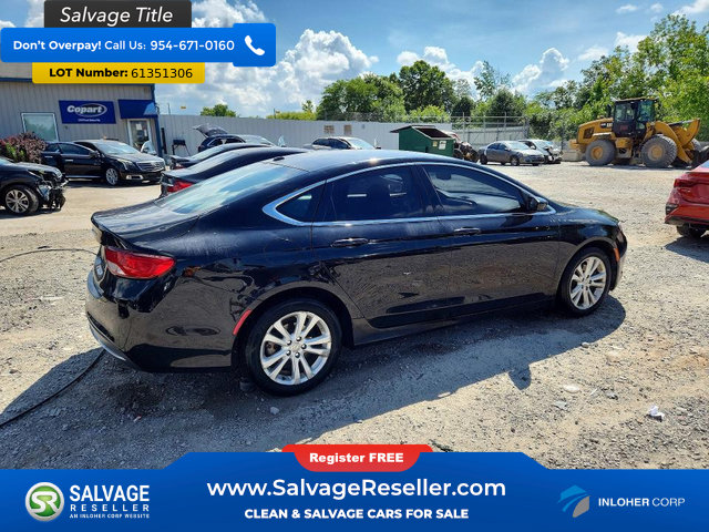 Used 2015 Chrysler 200 Limited w/ Convenience Group FWD image 4