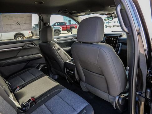 New 2026 GMC Acadia Elevation w/ Super Cruise Package FWD image 38