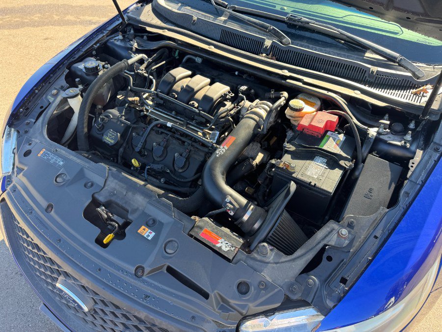 Used 2013 Ford Taurus SEL FWD image 23