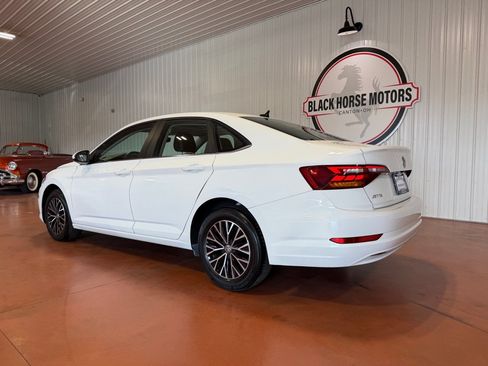 Used 2019 Volkswagen Jetta SEL FWD image 13