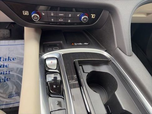 Used 2023 Buick Enclave Essence w/ Experience Buick Package image 24