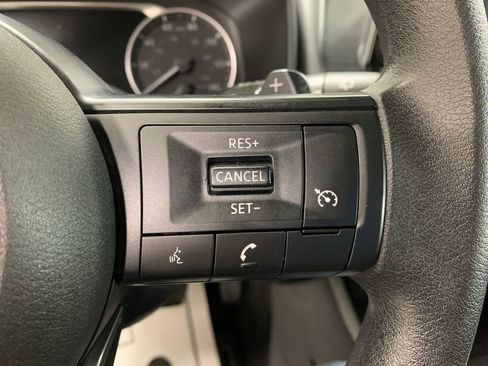 Used 2023 Nissan Rogue S image 22