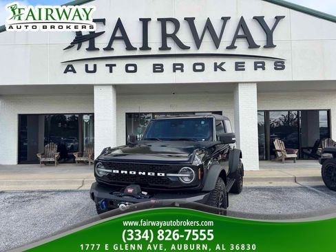 Used 2022 Ford Bronco Wildtrak AWD/4WD image 1