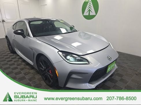 Used 2025 Toyota GR86 Premium w/ Performance Package RWD image 1