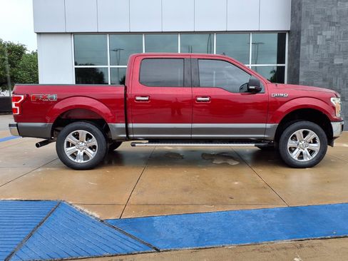Used 2019 Ford F150 XLT w/ Equipment Group 302A Luxury AWD/4WD image 26