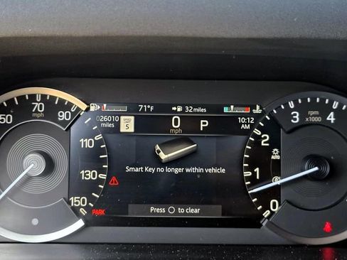 Used 2023 Land Rover Defender 130 X-Dynamic SE image 14