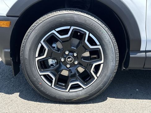 New 2026 Ford Bronco Sport Outer Banks w/ Outer Banks Tech Package+ AWD/4WD image 20